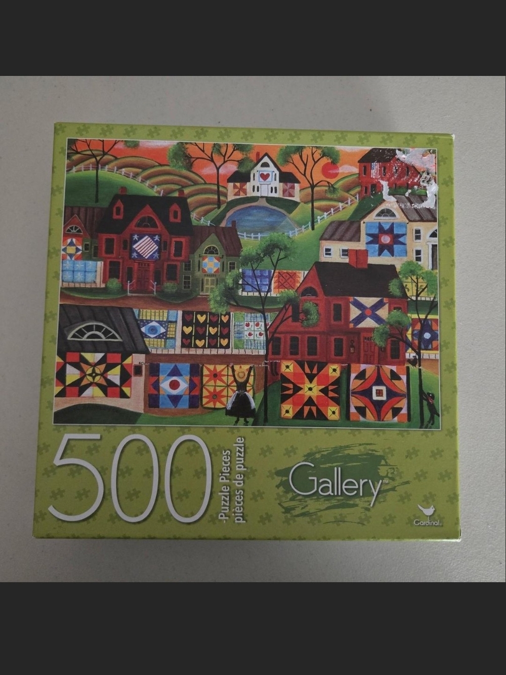 Gallery Colorful Barn Quilt Village Puzzle - Green Box
